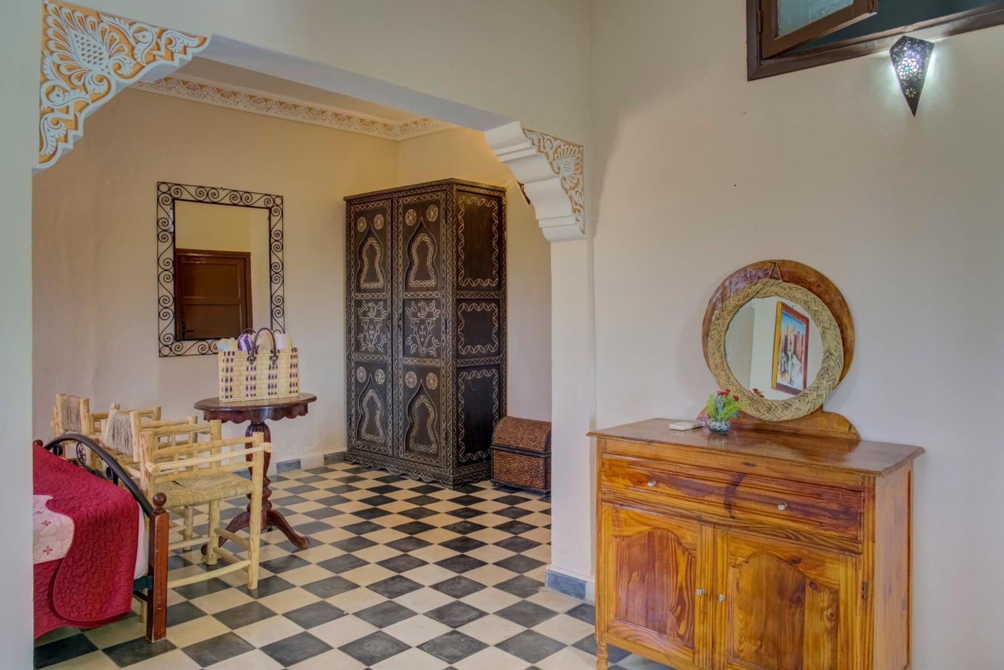 Riad Elaissi タルーダント エクステリア 写真