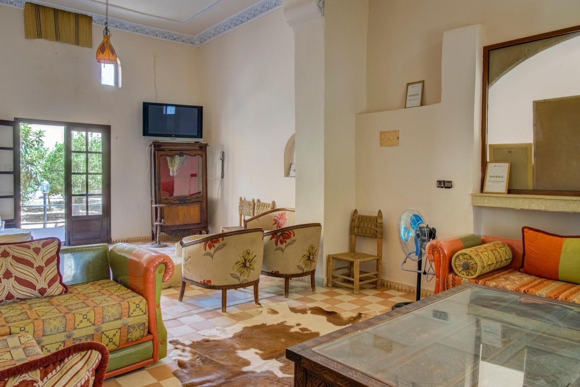 Riad Elaissi タルーダント エクステリア 写真